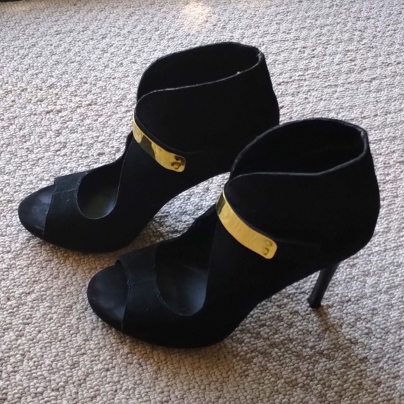 Fergie black suede open toe booties, size 6.5. - Picture 1 of 13